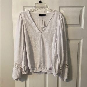 Lane Bryant White  Long Sleeve Relaxed Blouse size 22 brand new length 24”